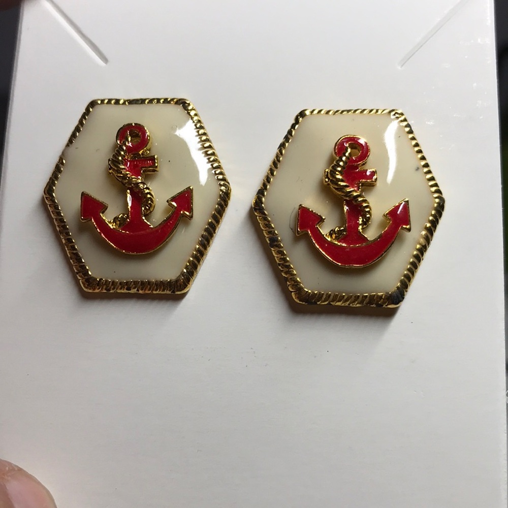 Fashion earrings
